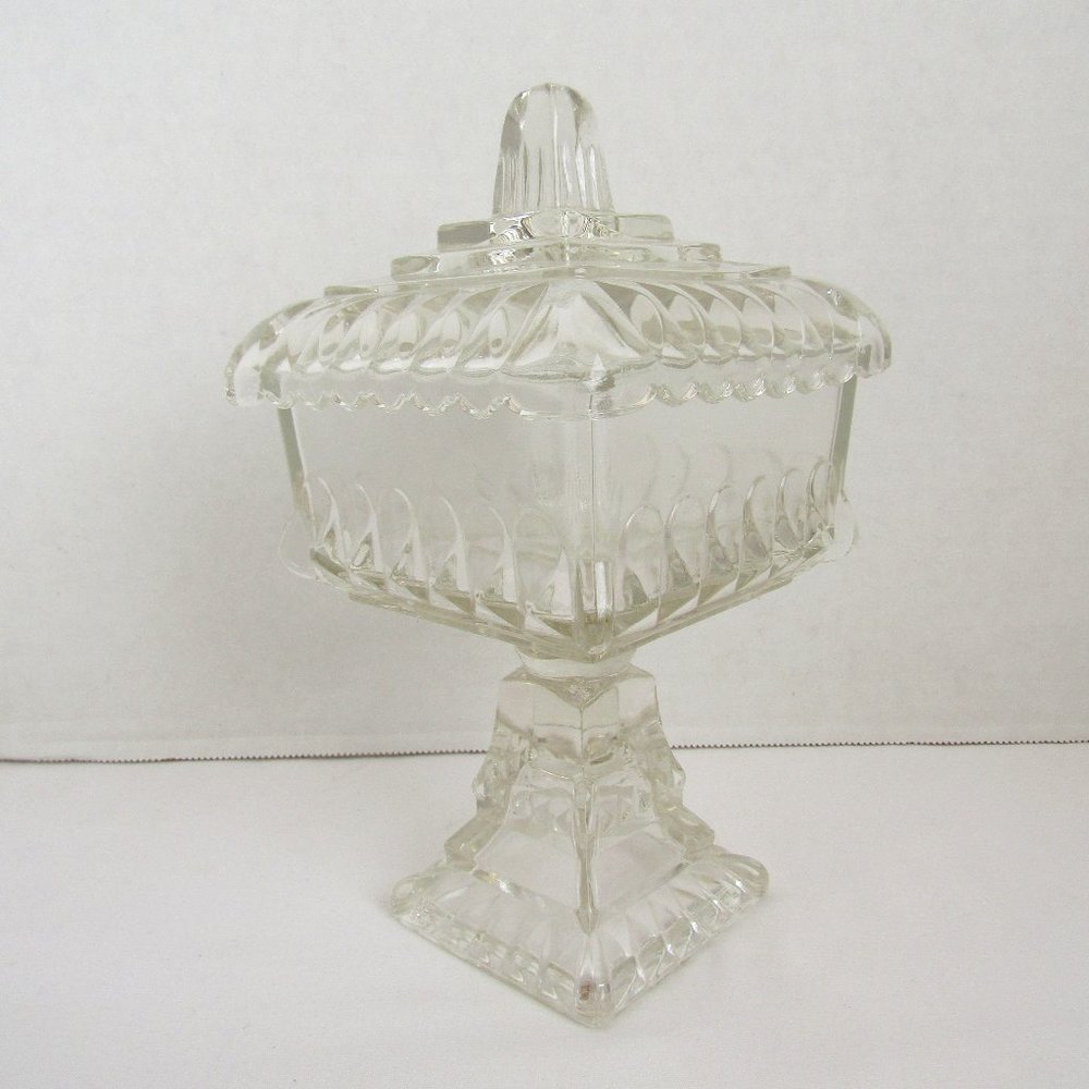 Nice Vintage Clear Cut Glass Pedestal Candy Dish 8" Inch Collectible